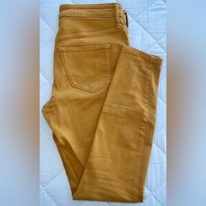 Universal Thread Mustard Yellow Women’s Jeans High Rise Skinny Size 2